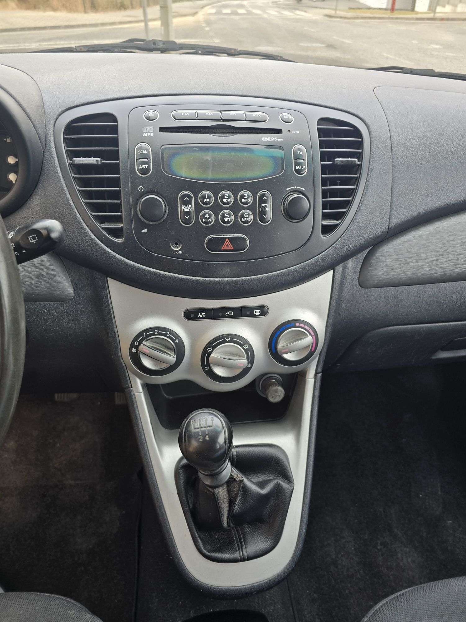 Hyundai i10 1.1 gasóleo