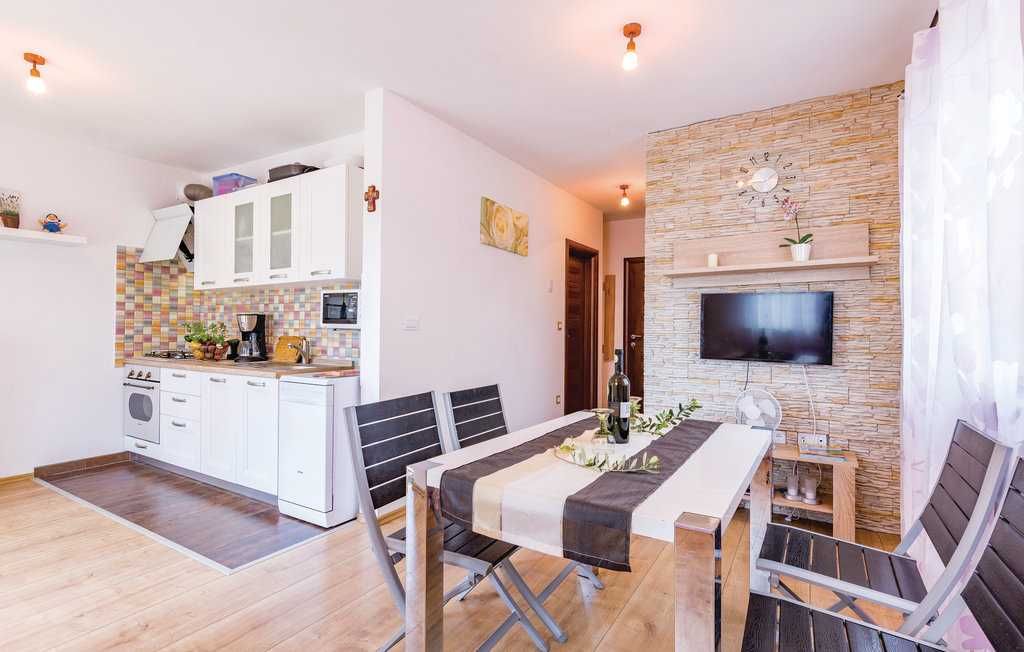 Wakacje w Chorwacji, Istria, dom z basenem dla 10 osób