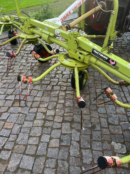 Virador (mexedor) de feno (erva) claas 540