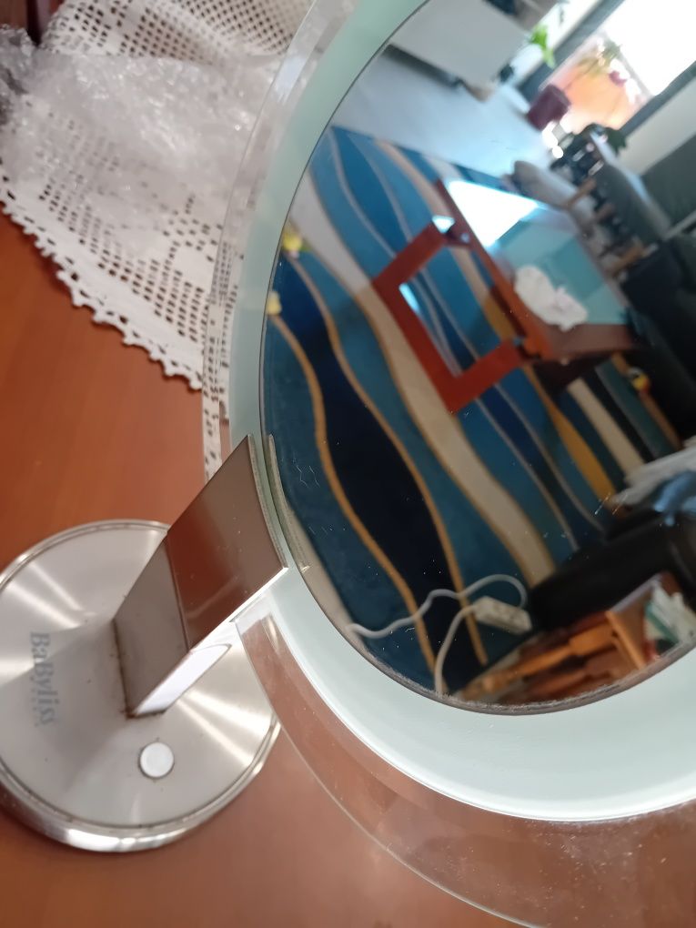 Espelho eléctrico de maquilhagem