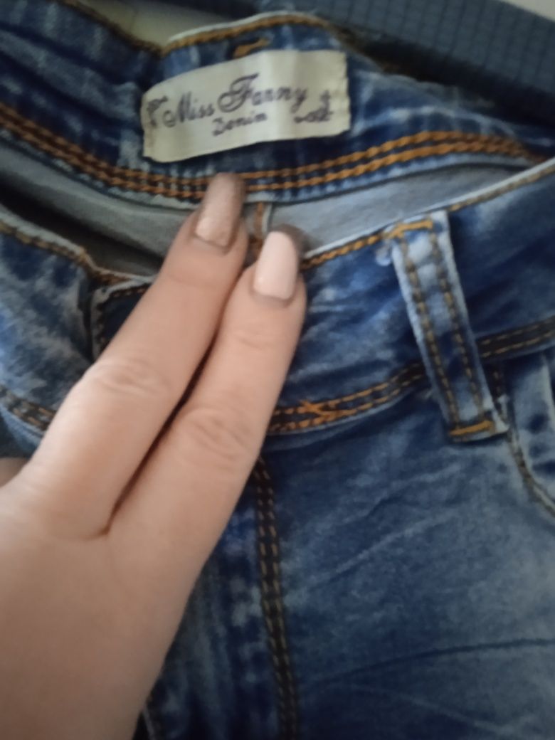 Nowe spodnie damskie dżinsy