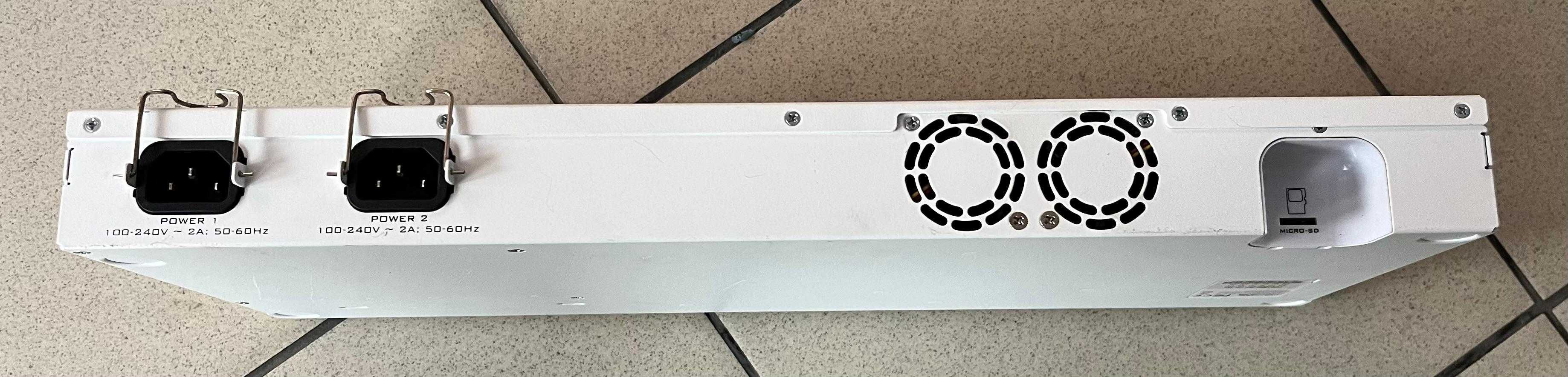 Mikrotik CCR1009 8g 1s 1s+