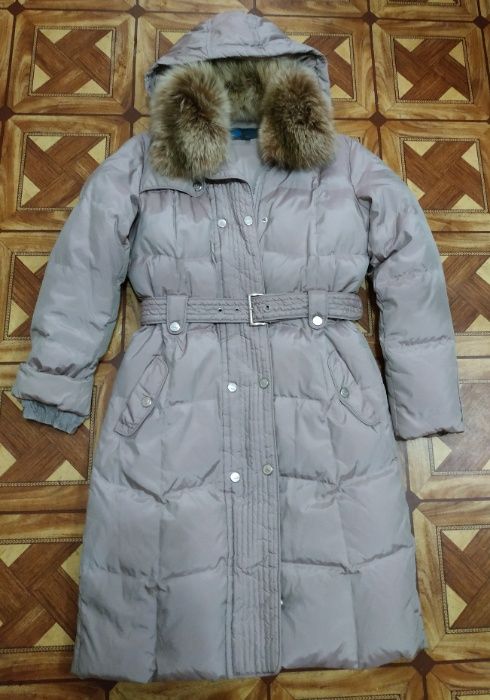 Женский пуховик пальто торговой марки AVIVA размер 44- 46