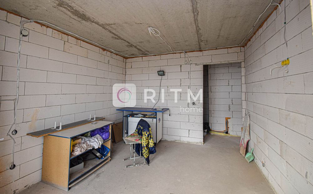 Простора 2-кімнатна квартира в новобудові, вул. Котляревського, 69