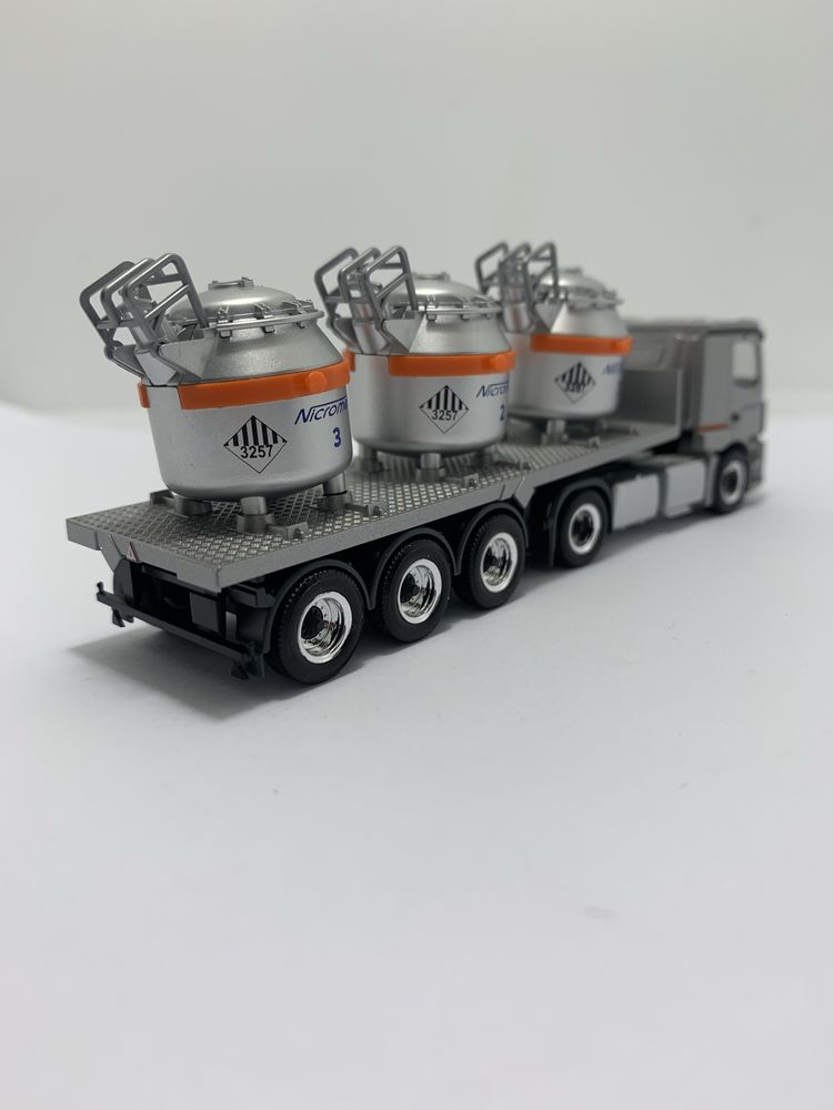 Mercedes Actros da Herpa escala 1/87