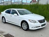 Lexus LS LS460 4.6 V8 70tys.km import Japonia/DE, lekko uszkodzony