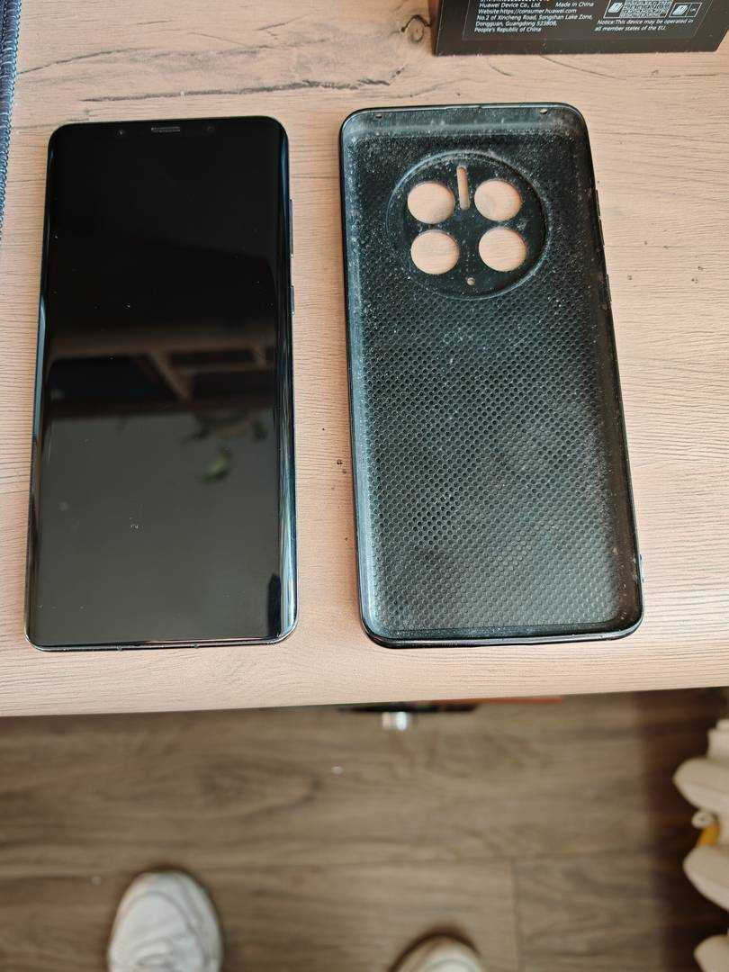 Smartfon Huawei Mate 50 Pro 8/256- ma większość usług Google.