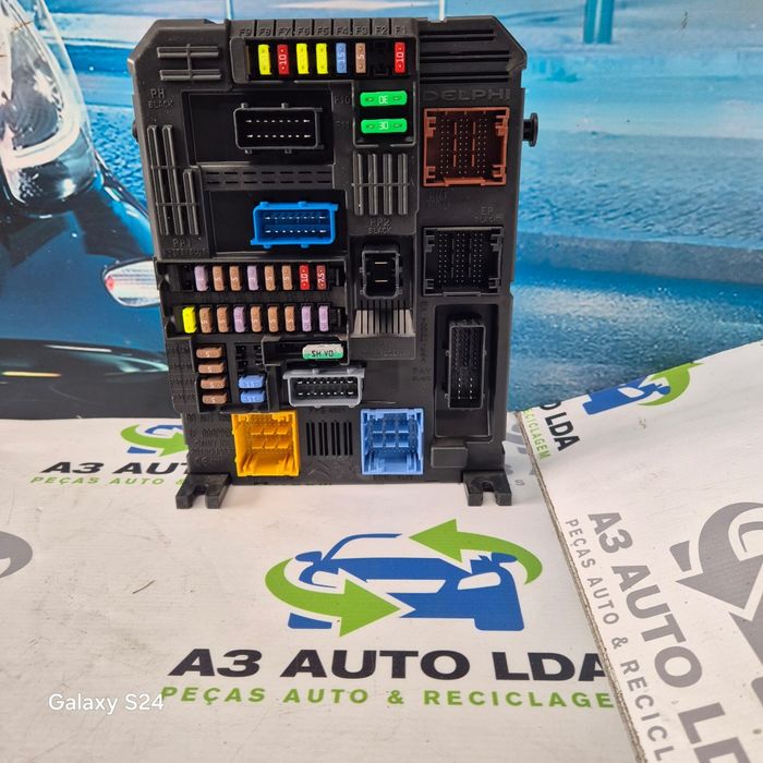 Caixa de fusíveis Citroën Peugeot