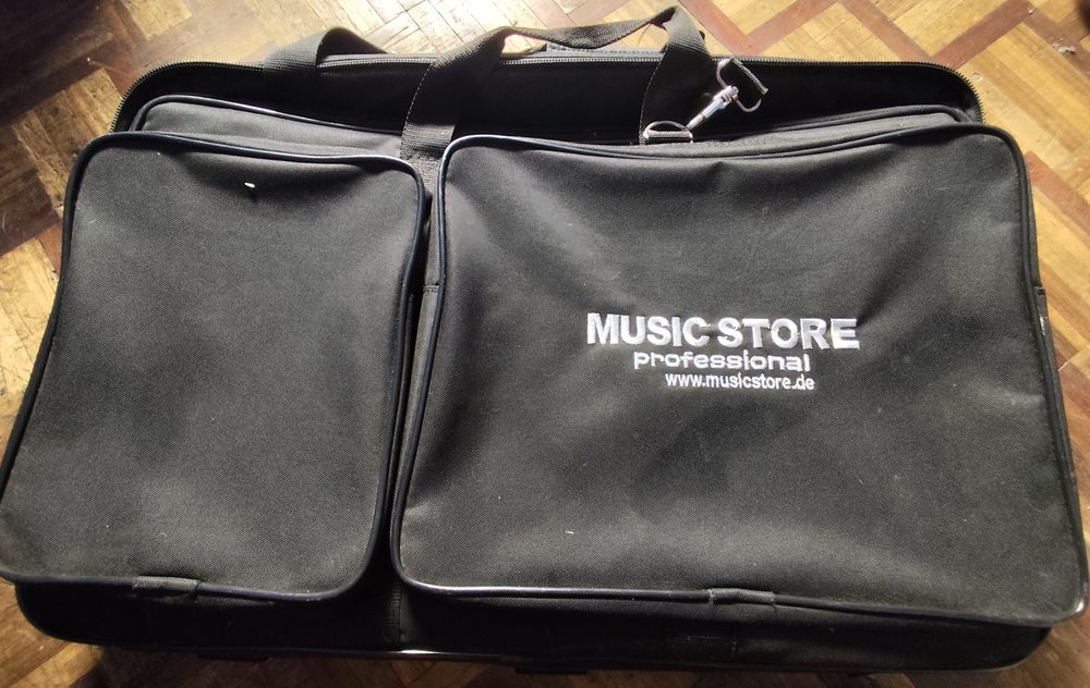 Traktor S3 MK3 + Komplete Audio 1 + Bolsa de Transporte