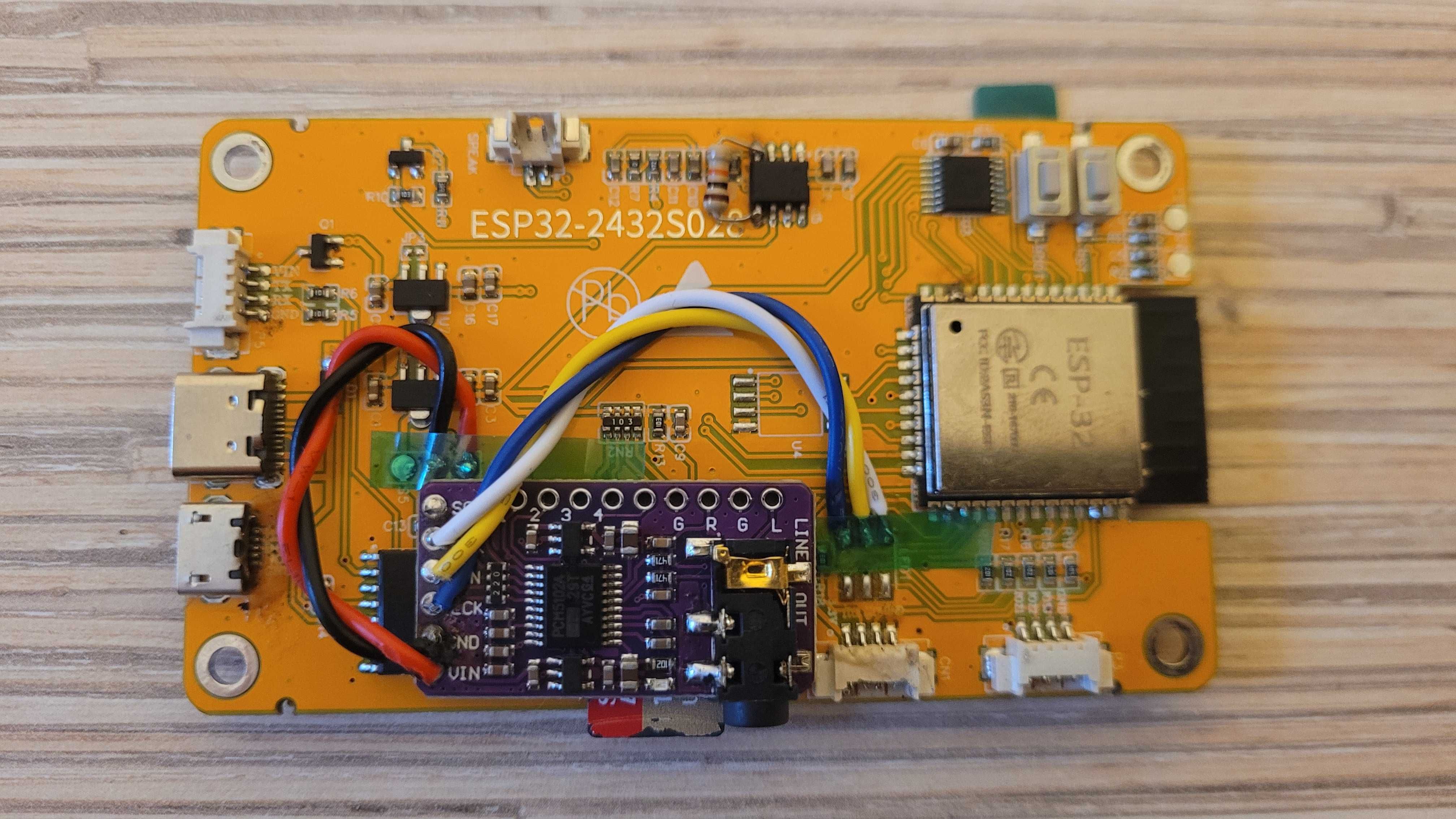 CYD CYD2USB ESP32-2432S028 2,8" TFT Marauder/Bruce/Web Radio ESP32