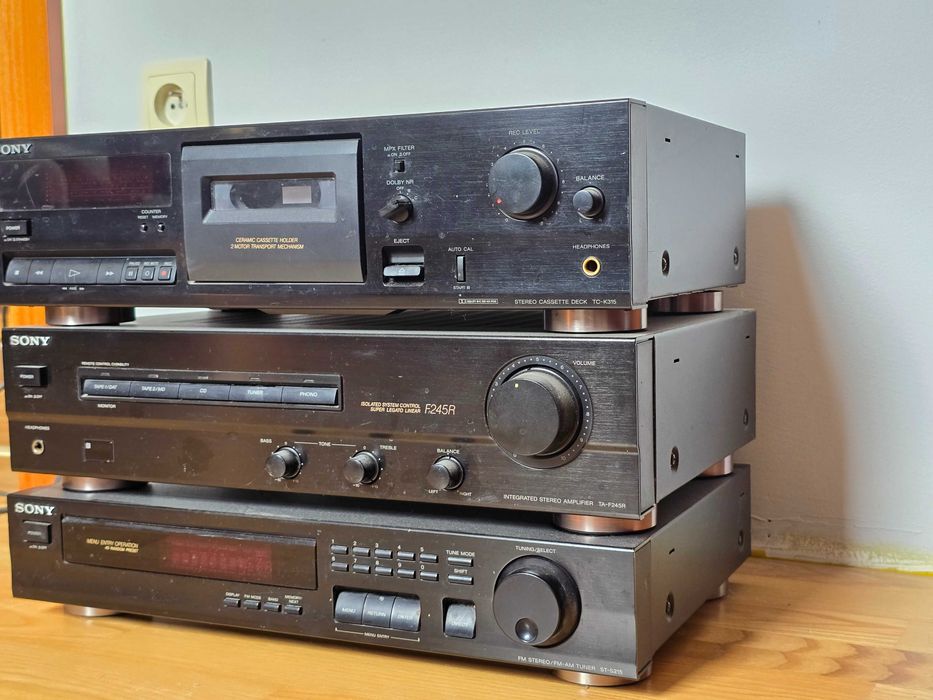 Wieża Sony działająca