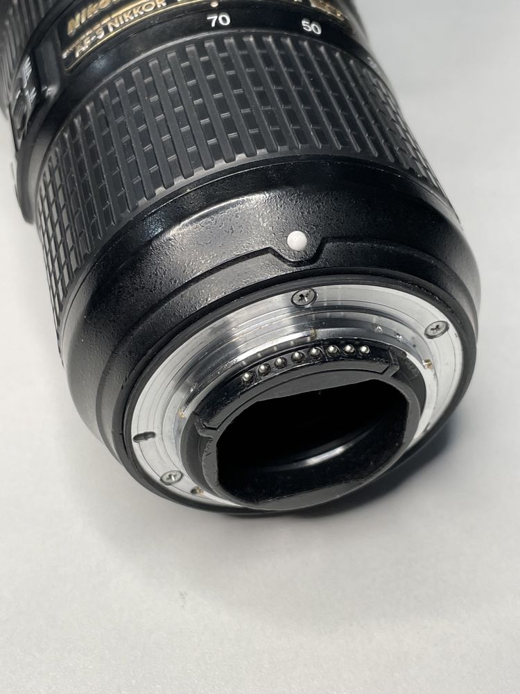 Nikkor 24-70 af-s f 2.8 ED VR
