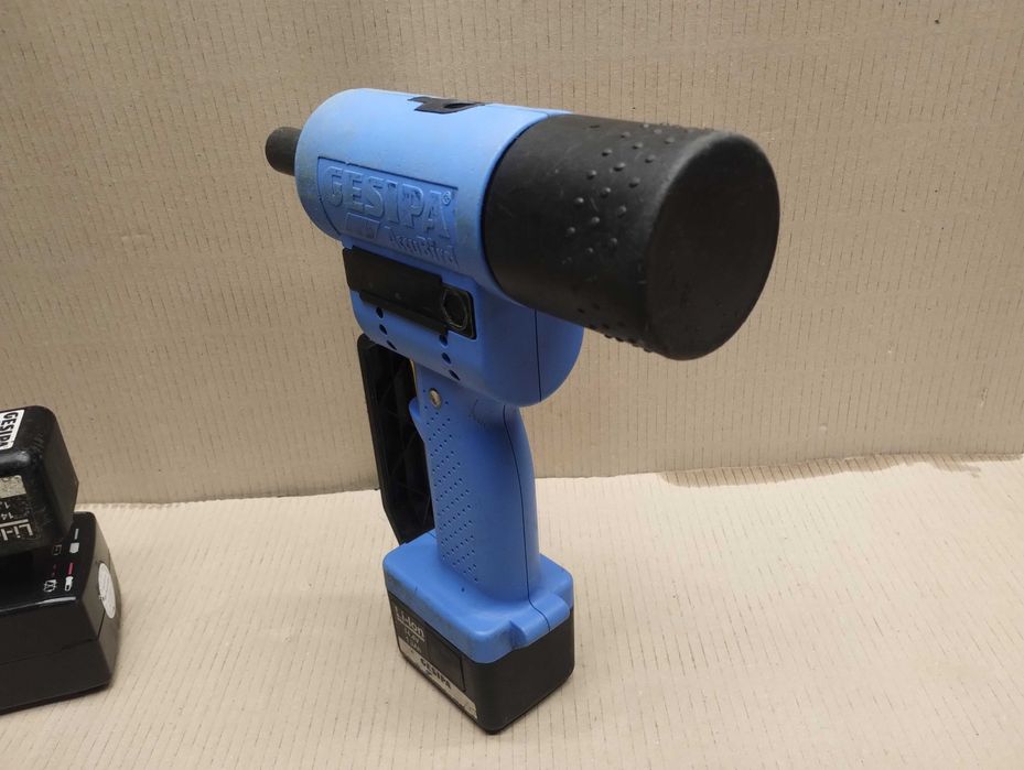 GESIPA Nitownica akumulatorowa AccuBird  zestaw