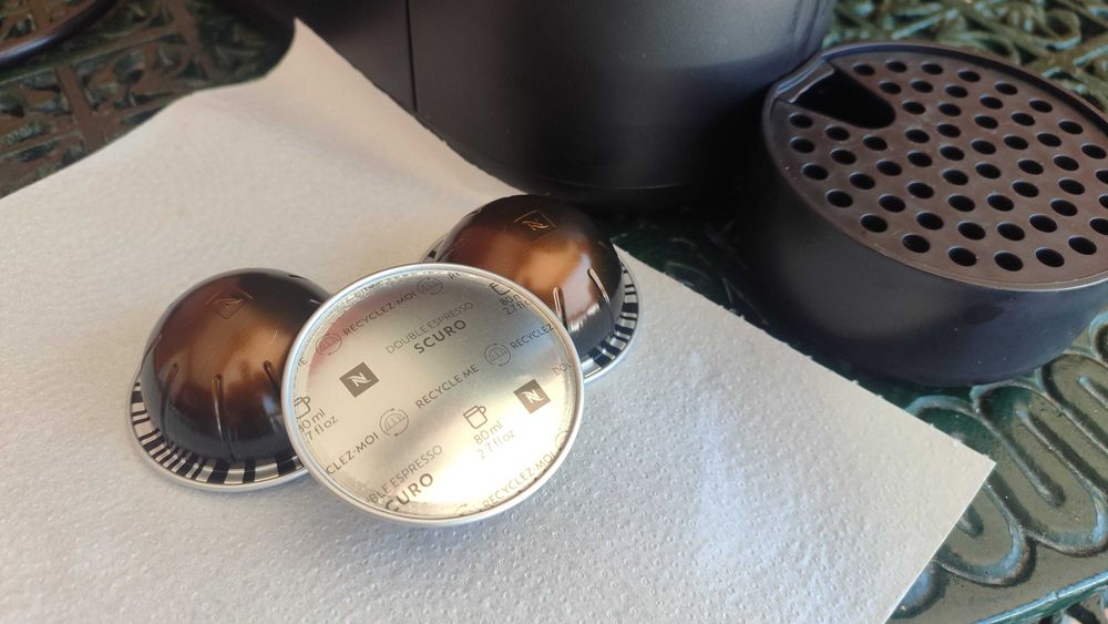 Máquina de café Nespresso; Krups, modelo Vertuo Pop, mint