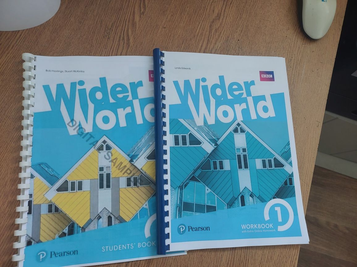 Підручник з англійської  Wider World 1 та Focus 4