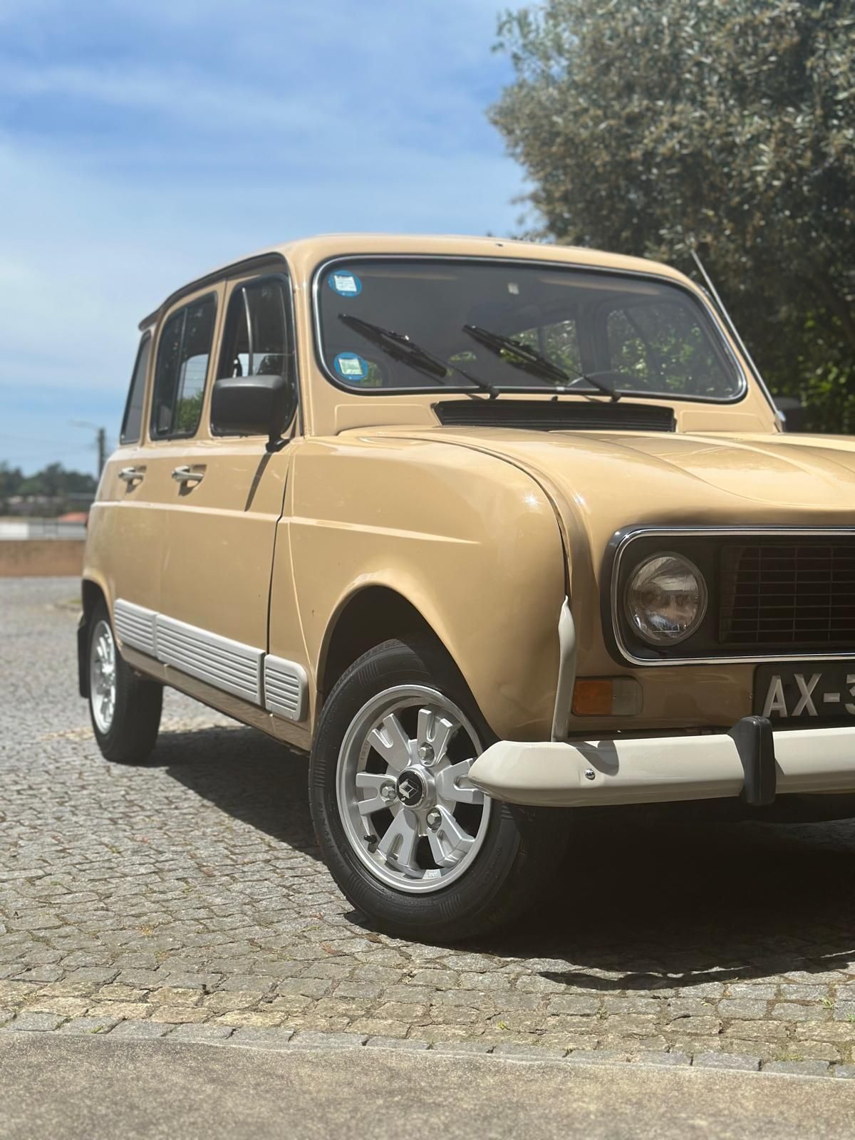 Vendo Renault 4TL