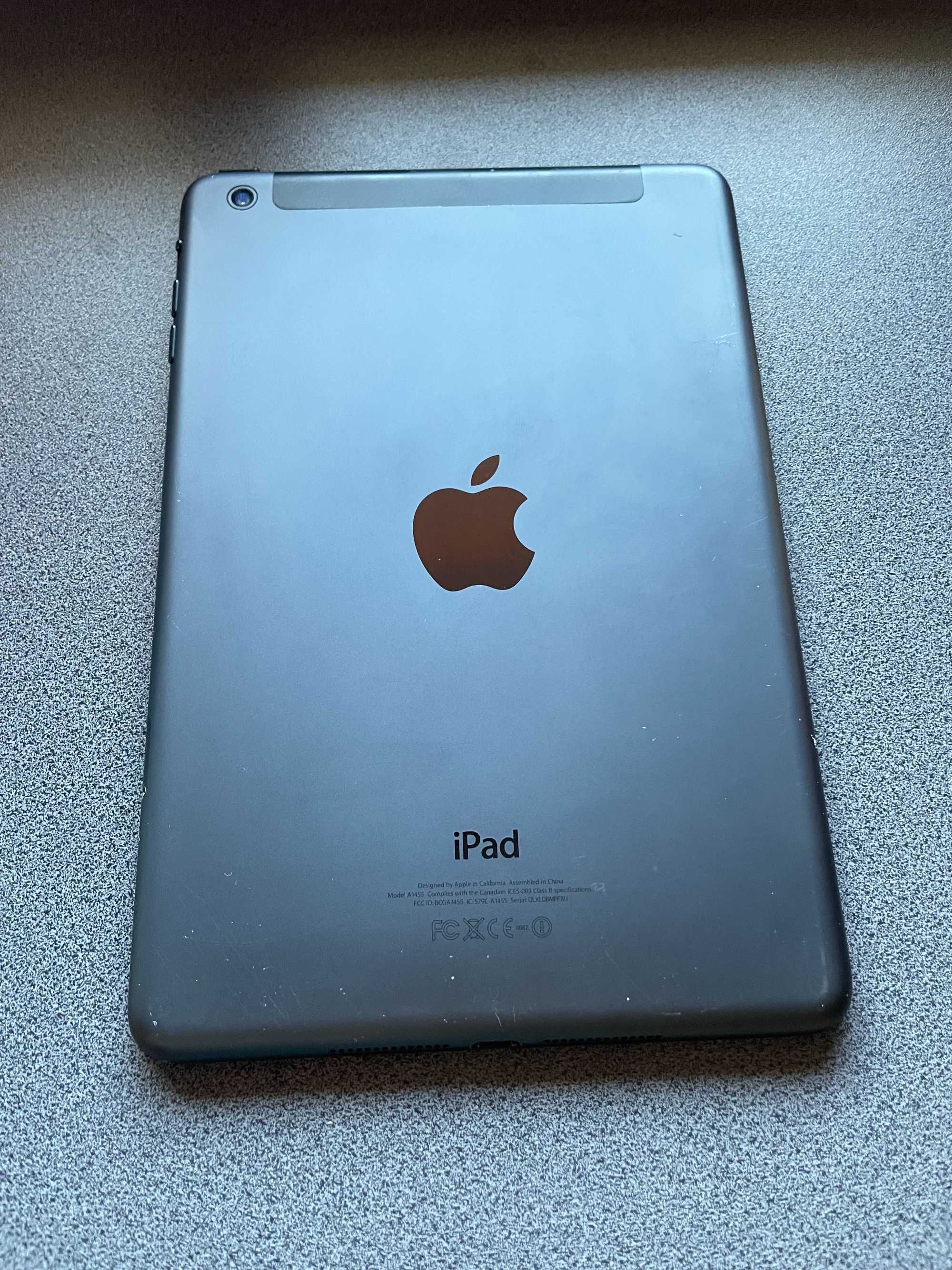 iPad mini A1455 (На ICloud)