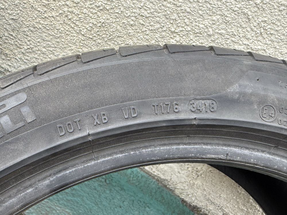 Пара шин Pirelli P7 245/40 R18