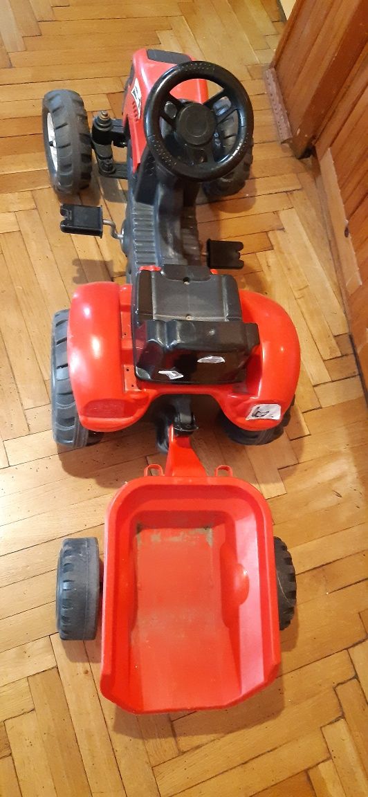 Traktorek z przyczepką Made in France