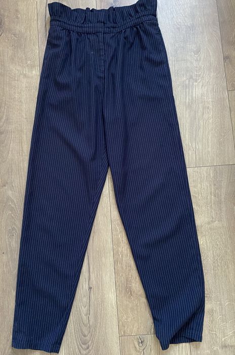Spodnie eleganckie & other stories cygaretki garniturowe w paski S