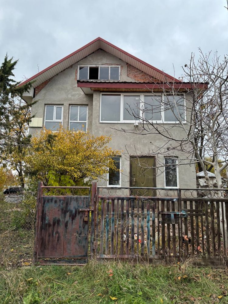 Будинок на масиві Елекроніка