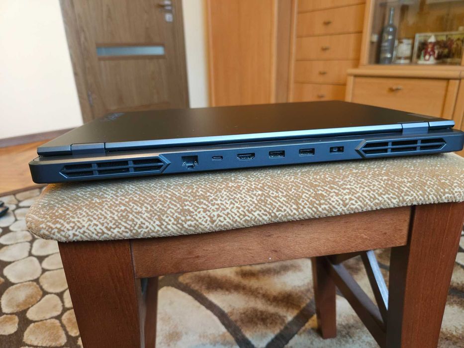 Lenovo Legion Pro 5 16IRX8  13700HX/4070/32GB/2TB/240Hz