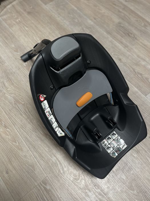 База Isofix cloud Q Black-Black
