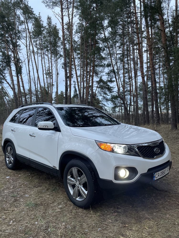 Kia Sorento комплектація EX