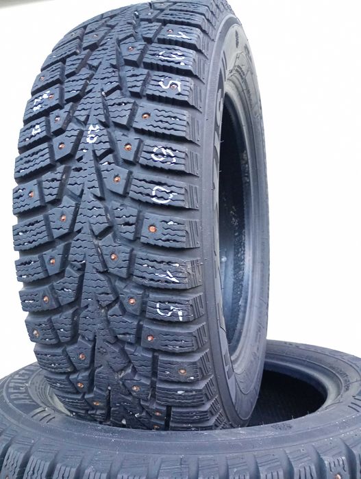 195/60 r15 2шт Maxxis 20р. зима шипи шини резина 195 60 15 (w28*2)
