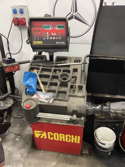 Wyważarka CORCHI  EM 8340