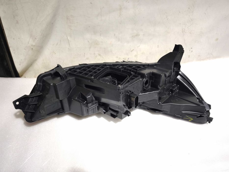 Lampa lewy przód Lewa Led Pure Vision Renault Captur Full Hybrid 24-