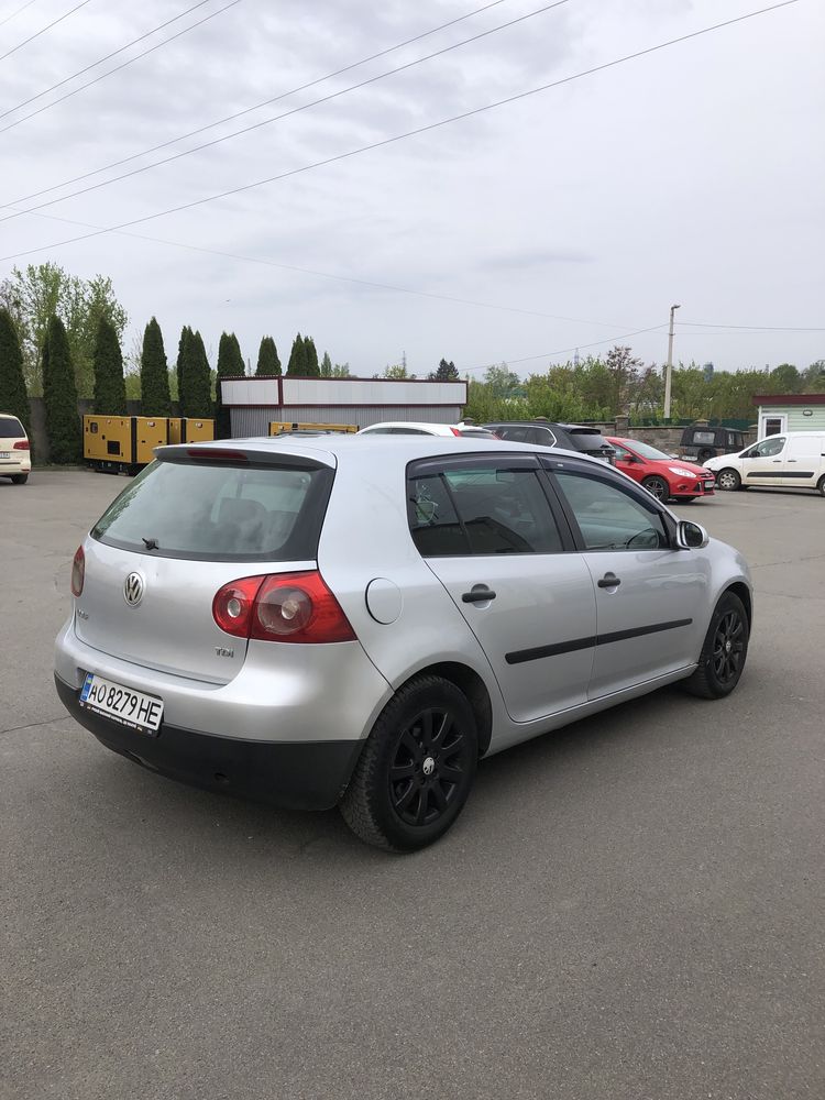 Volkswagen golf 5 1.9