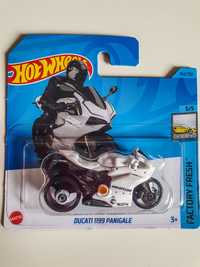 Hot Wheels Treasure Hunt motor Ducati 1199 Panigale TH STH