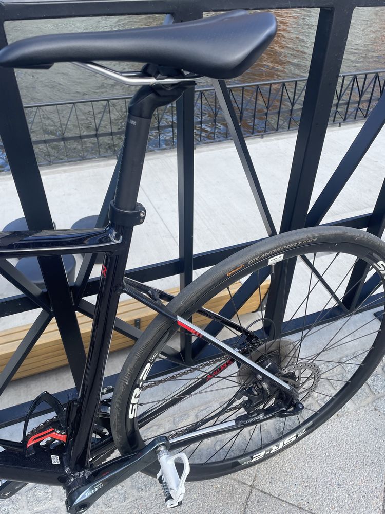 Rower szosowy giant defy super stan gotowy do triathlonu