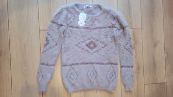 Nowy sweter puchaty r. L