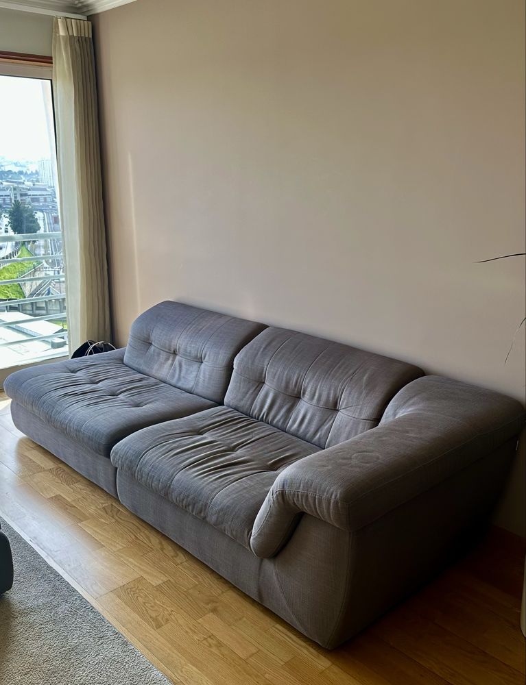 Sofá castanho 3 lugares