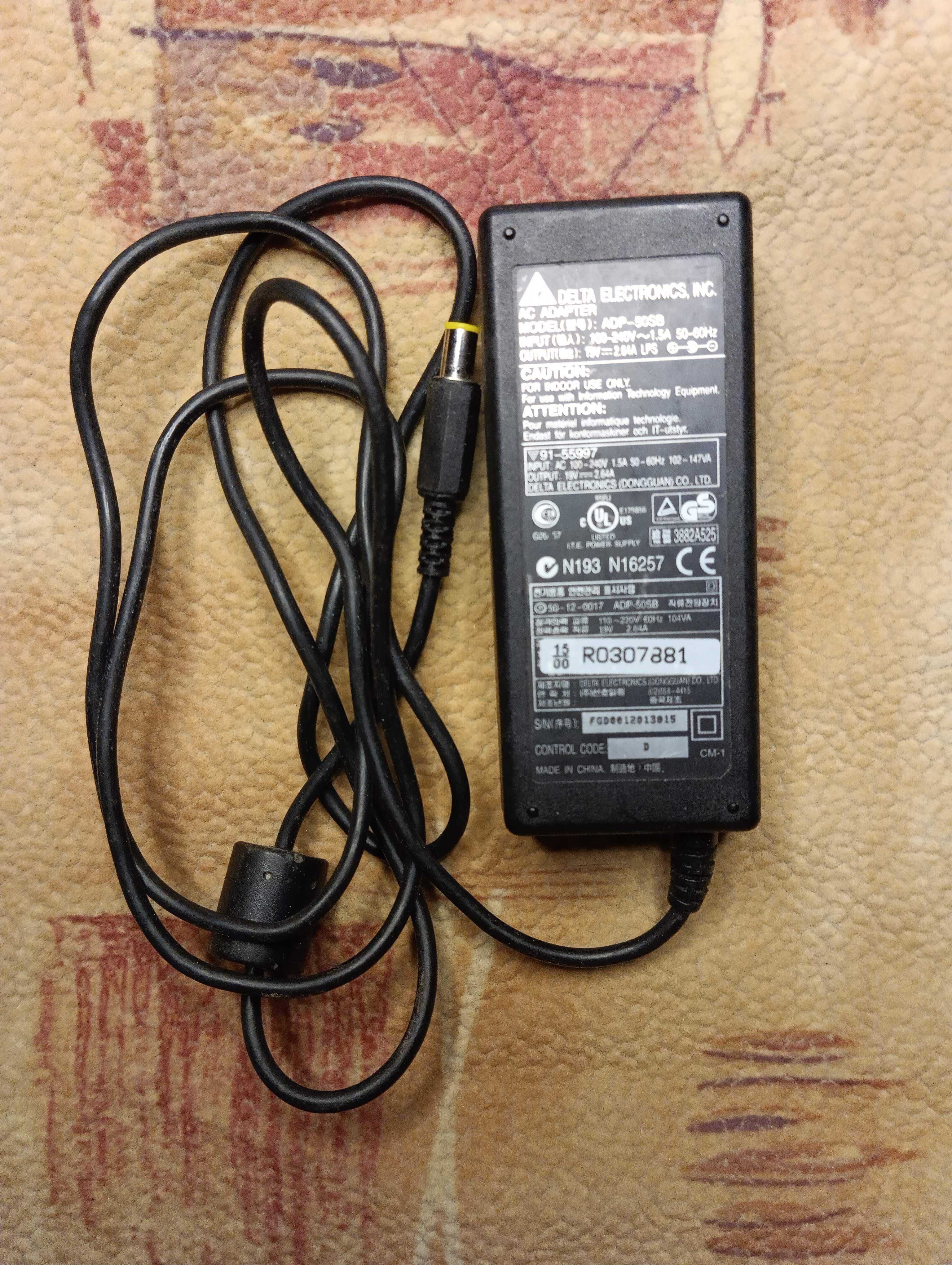 Блок живлення питания до монитора LG Samsung 19V 2.64A