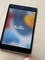 Tablet iPad mini 4