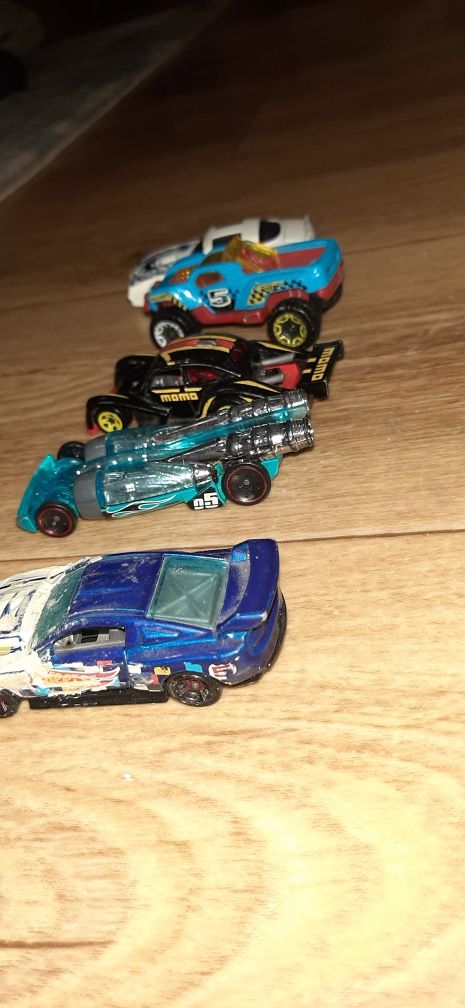 Контейнер з машинками Hot wheels +5оригінал+ 9штзвичайні