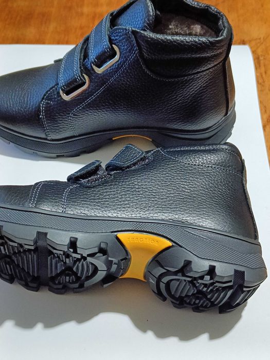 Кожаные зимние ботинки детские на мальчика, девочку, мех овчина 35 р