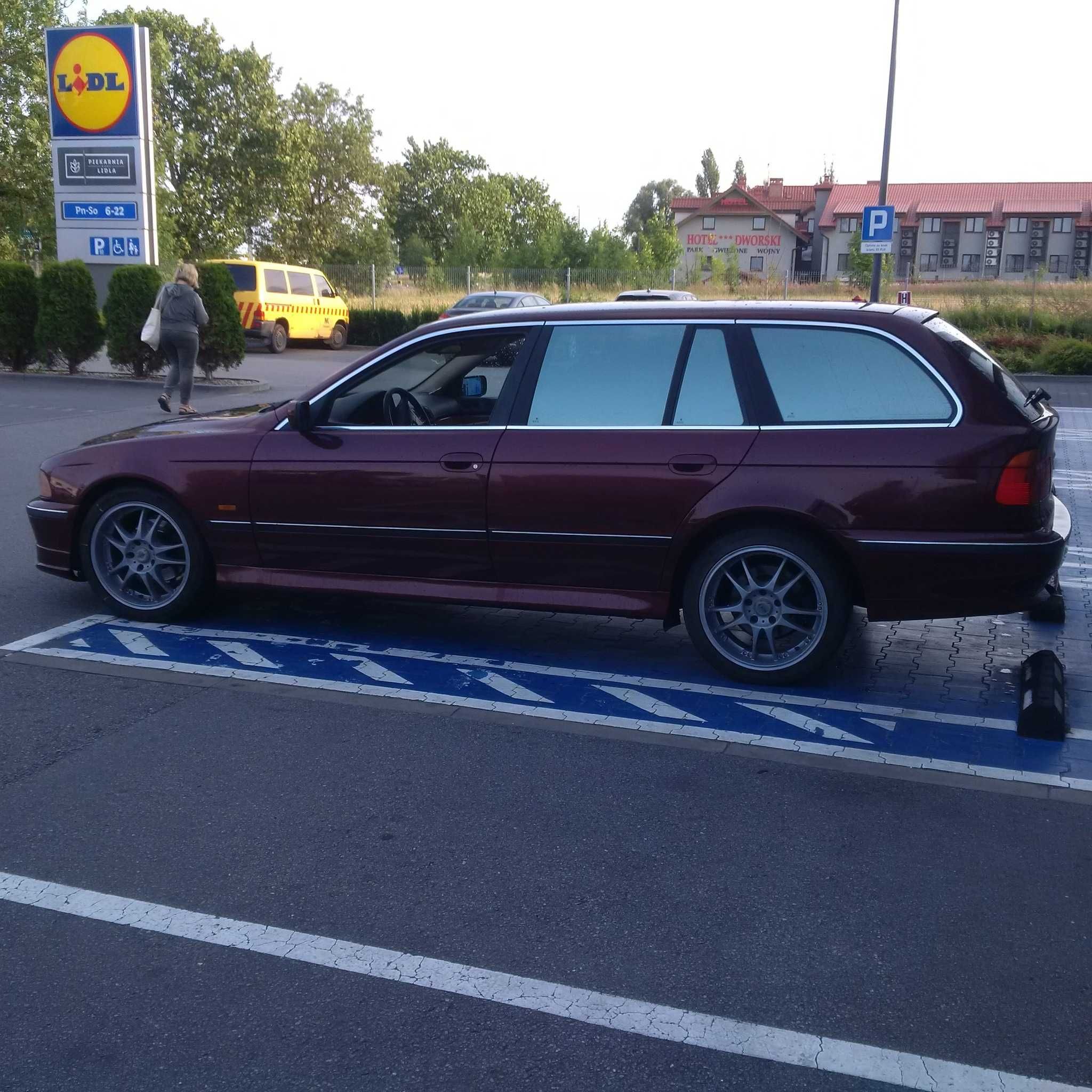 BMW 528i Touring 2000