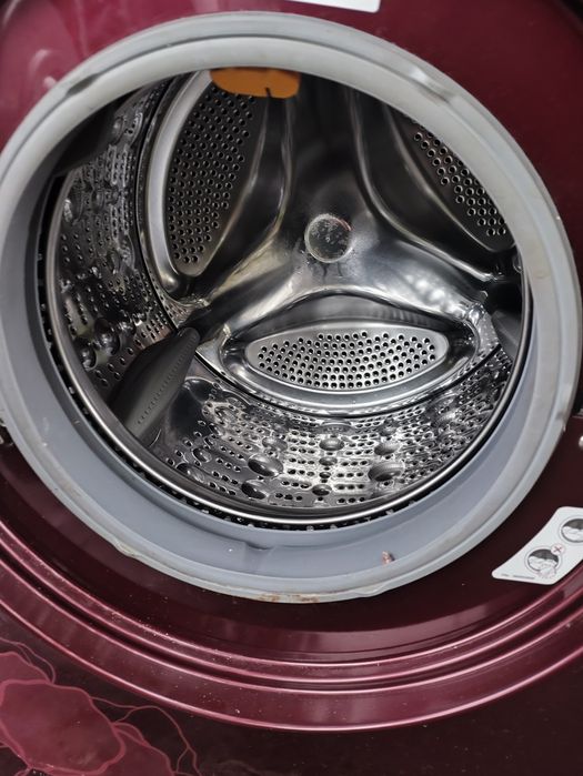 Пральна машина LG Steam Direct Drive 8 кг — ідеальний стан