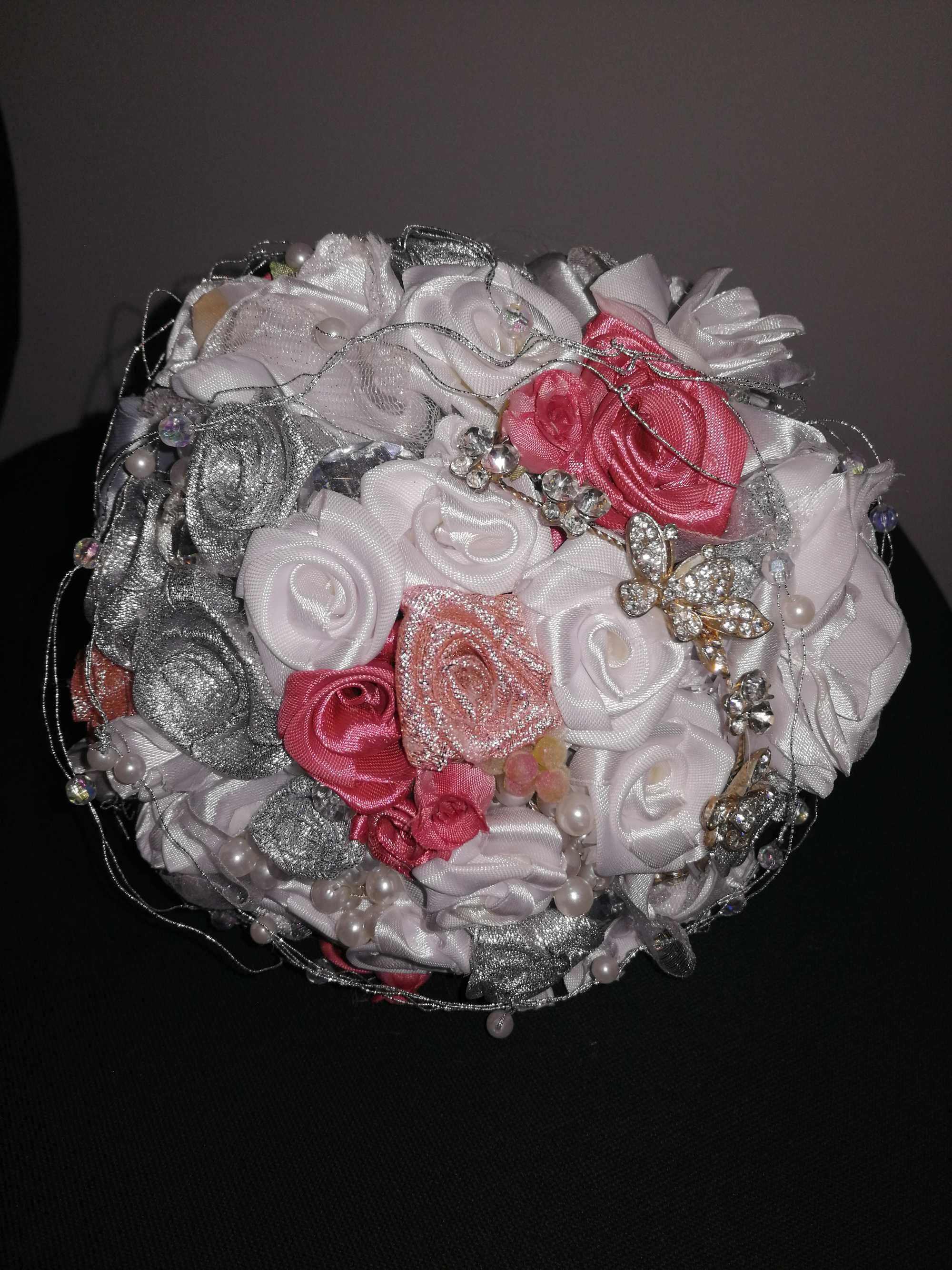 Bouquet de Noiva + Portal Alianças + Pulseira + Lapela Noivo