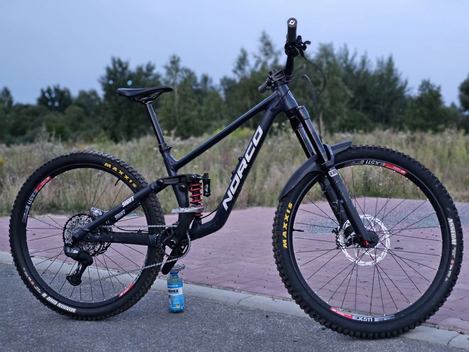 Norco Sight / Ext / rock shox / garbaruk / shimano di2