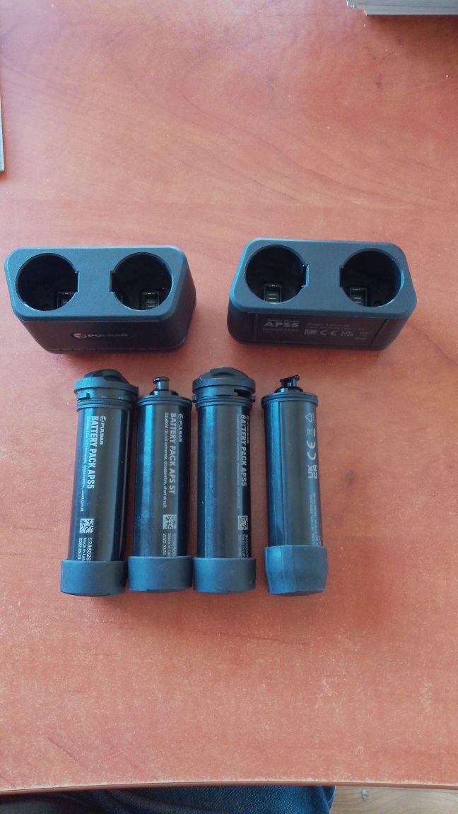 akumulatorki z adapterem Pulsar APS5 do termowizji