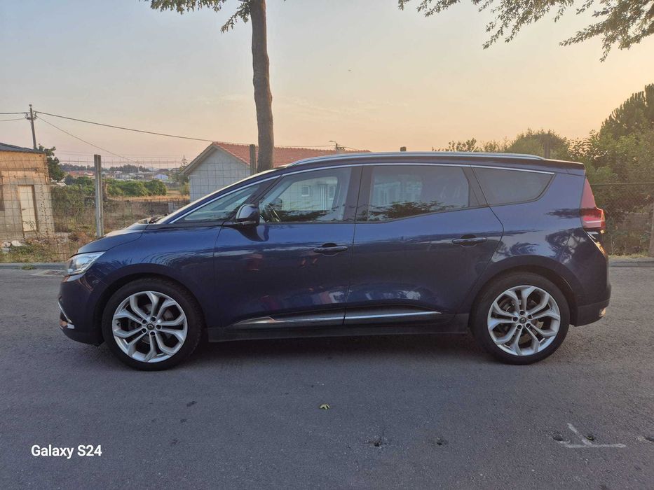 Renault Scenic 1.5 DCI Auto Caixa Automática