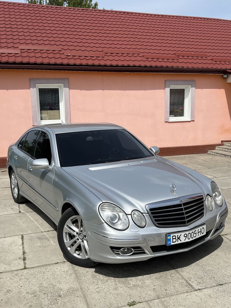 Mercedes Benz w211 рест 3.0 дизель 7g-tronic