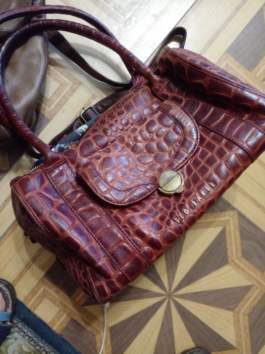 сумка кожаная TED BAKER