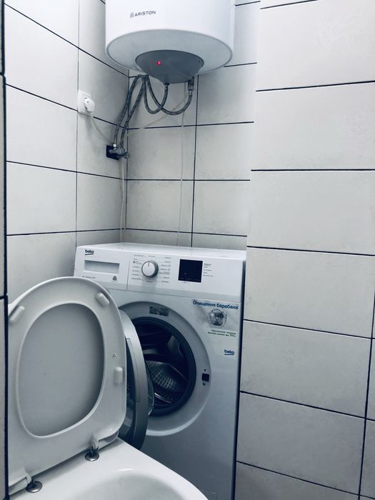 Здам подобово двохкімнатну квартиру м,Лівобережна ,Осокорки