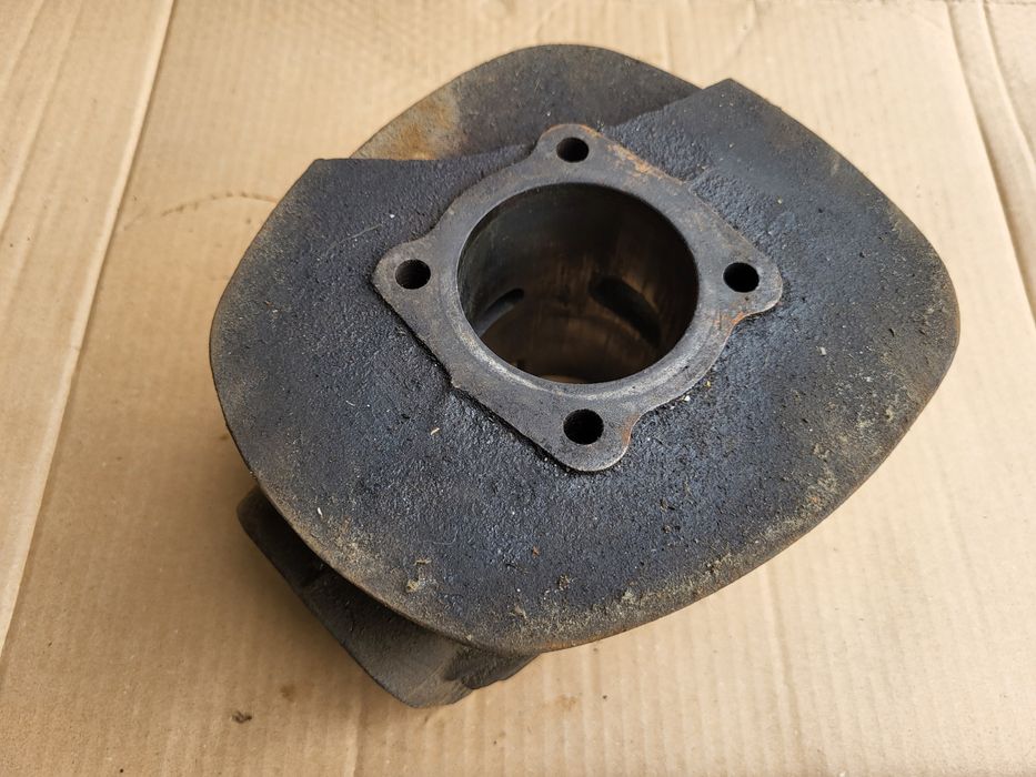 Cylinder SHL M11 M-11 Oryginał ZMD Nomianlny Żeliwny silnik